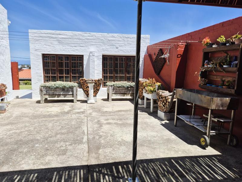 3 Bedroom Property for Sale in Kleinbaai Western Cape